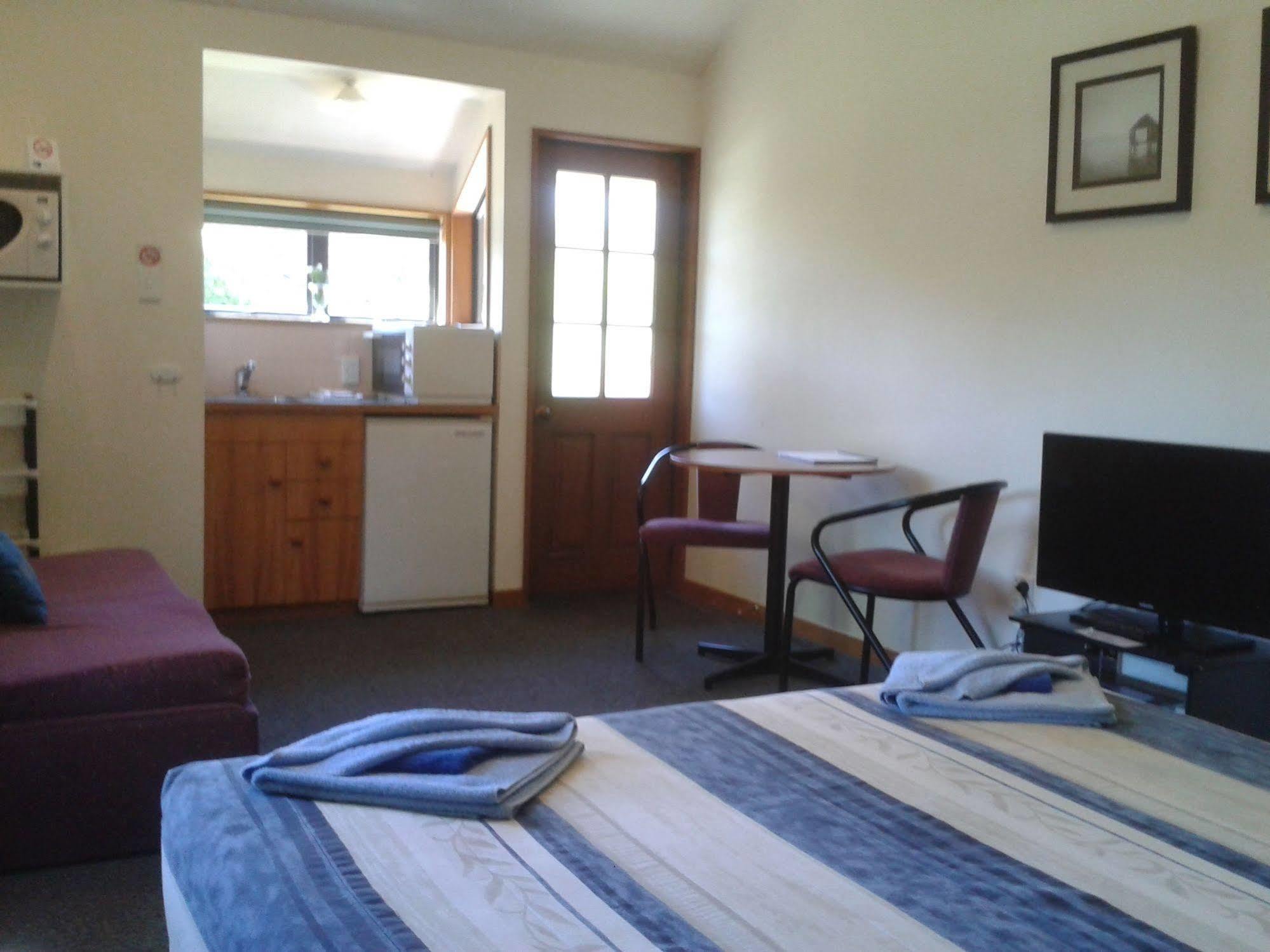 Four Peaks Motel Geraldine Extérieur photo