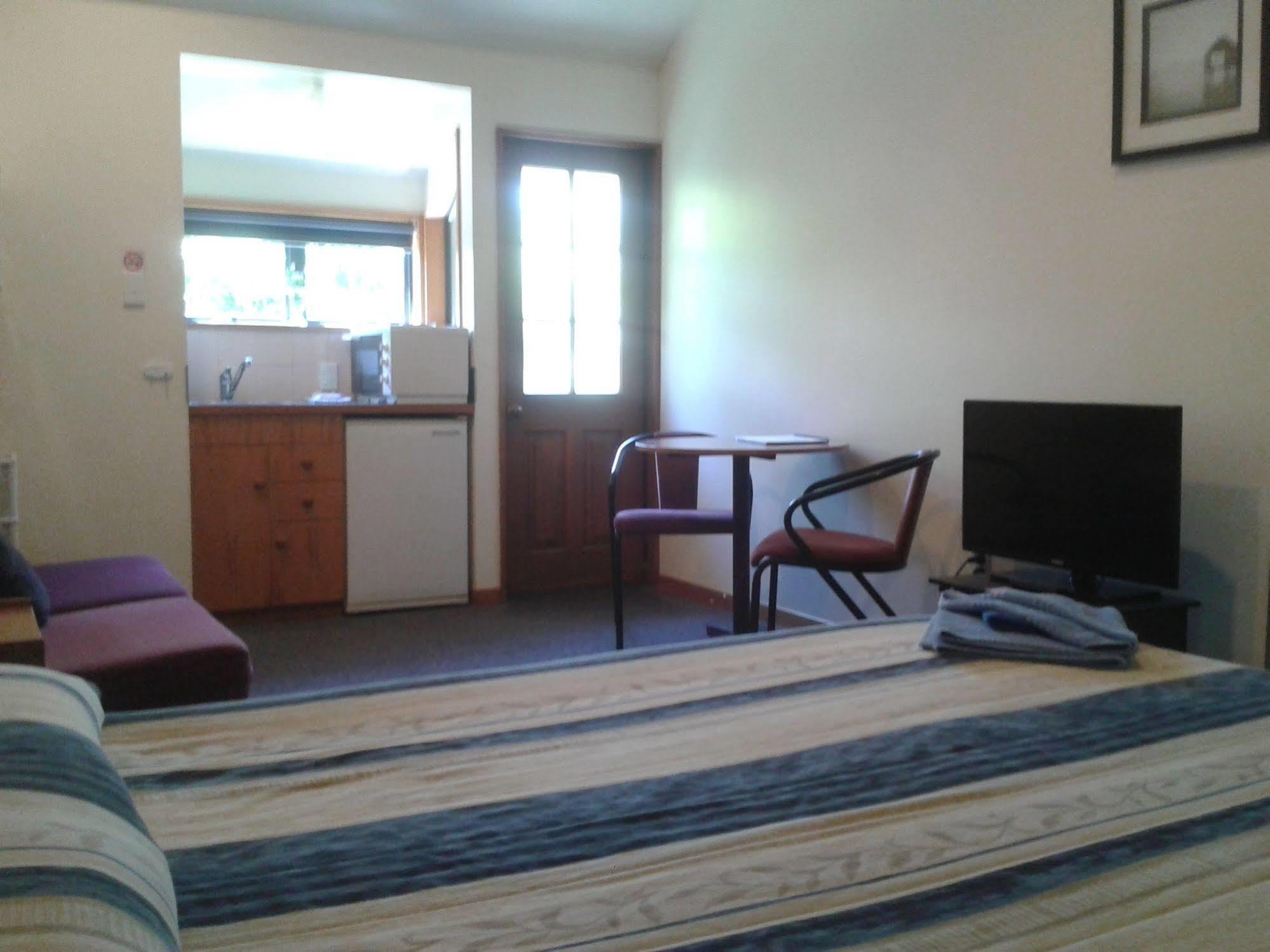 Four Peaks Motel Geraldine Extérieur photo